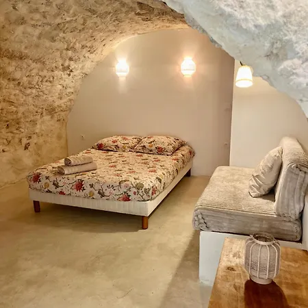 La Cueva *