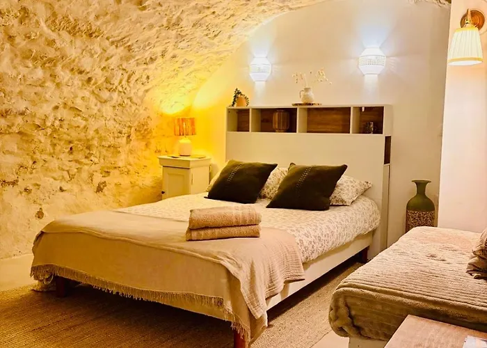 Apartment La Cueva La Garde Adhemar